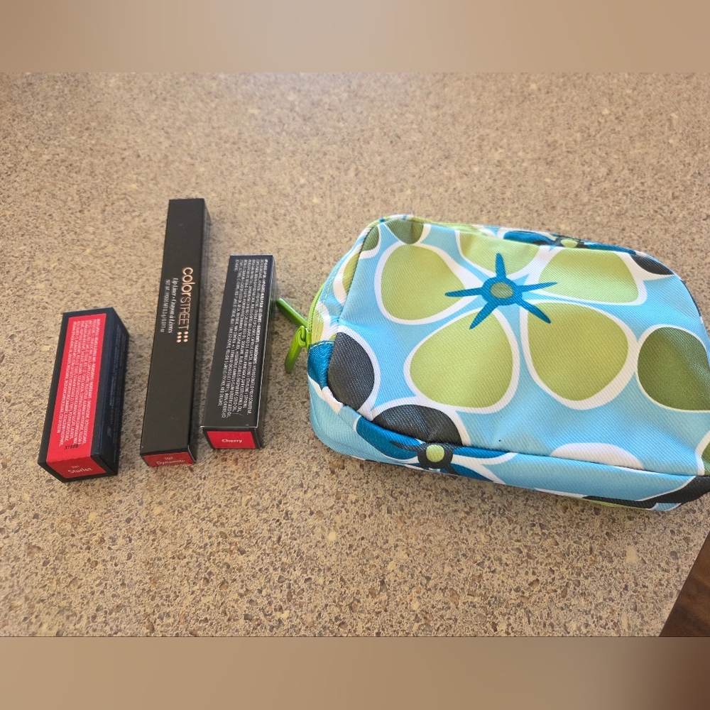 Lipstick Set with Cosmetic Bag - Red Shades